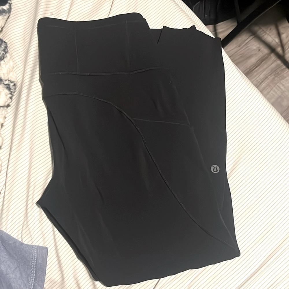 Instill Lululemon Leggings Black Inseam 25 inches